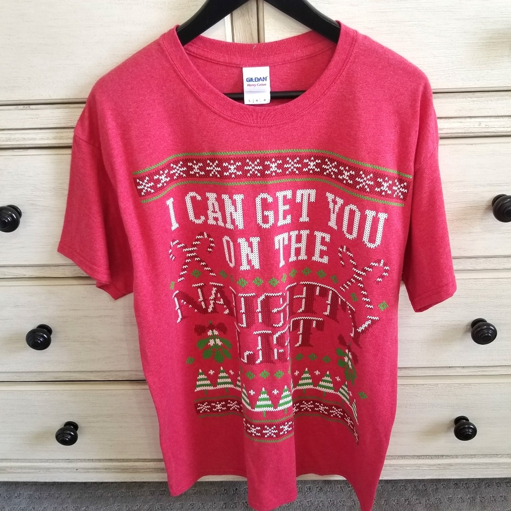 NEW** Christmas Tee ll Gildan